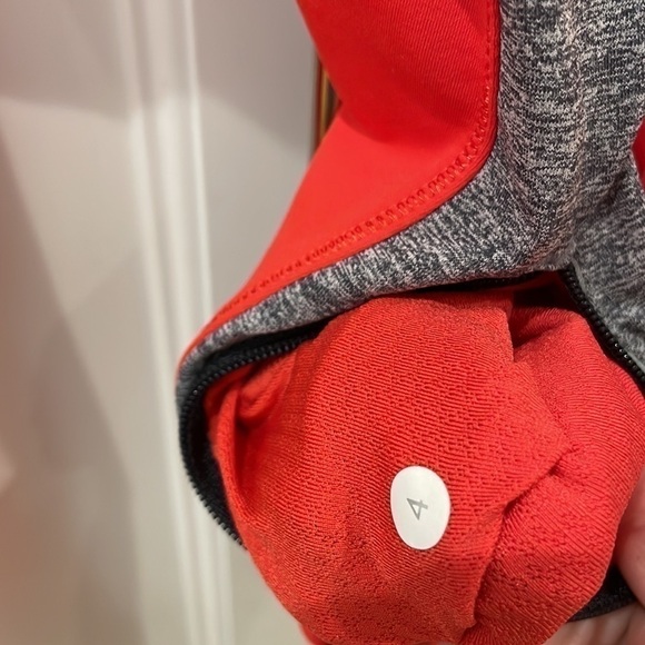 Lululemon Run: Cross Train Pullover Hooded Top—Red-Black -Gray—Barely Worn—4 - Picture 7 of 8